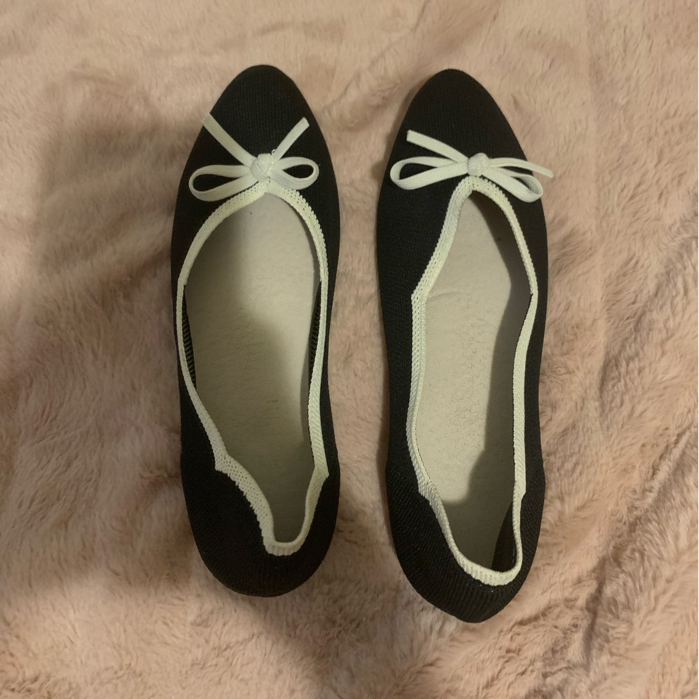 Elegant Black and White Women's Ballet Flats